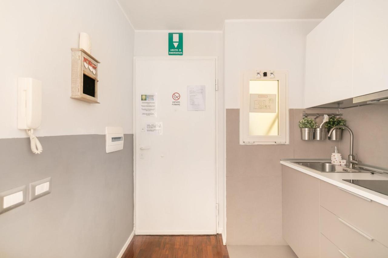 Living Rhome - Condotti Apartment Roma Exterior foto